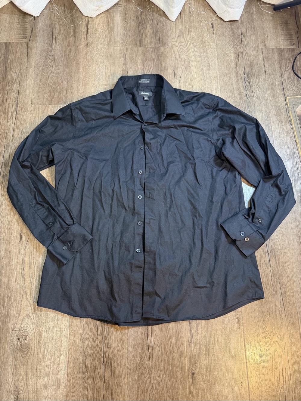 Claiborne Men's Black Long-Sleeve Dress Shirt